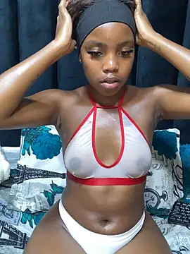Littlebunny33 online show from 10, 6, 2026