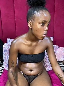 Littlebunny33 online show from 19, 5, 2026