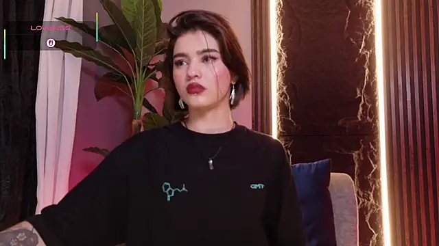 La Diabla 111  online show from 20, 10, 2025