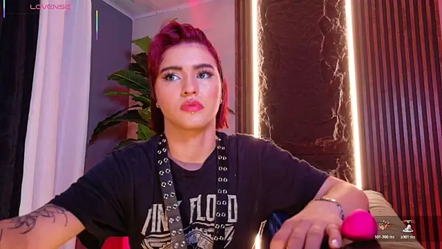 La Diabla 111  online show from 18, 12, 2025