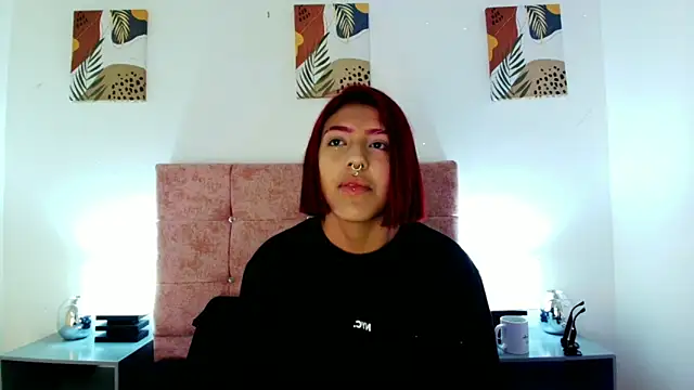 Dulce Bella  online show from 23, 9, 2025