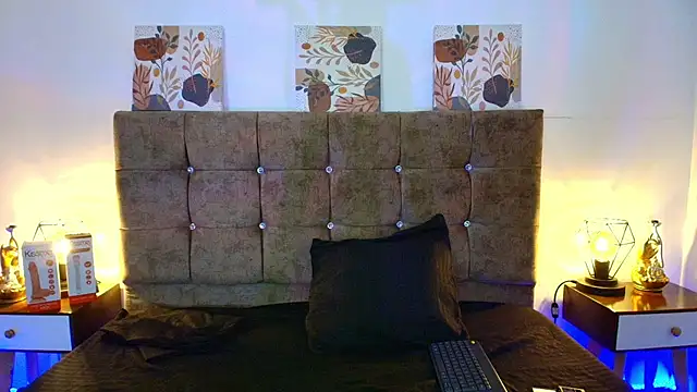 Dulce Bella  online show from 24, 9, 2025