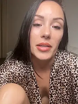 Snapshot of gardenxrose chatting on 1, 12, 2025 gardenxrose online show from 1, 12, 2025