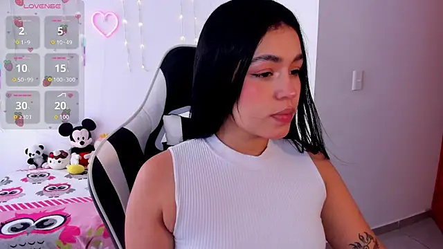 AvaScott  online show from 7, 1, 2026