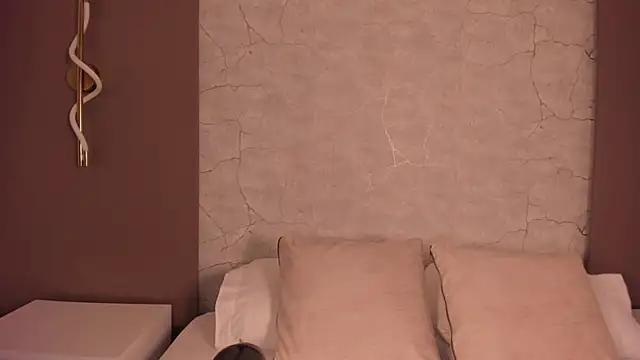 allie bruce online show from 8, 10, 2025