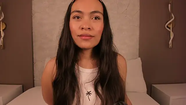 Snapshot of allie_bruce chatting on 12, 2, 2026 allie bruce online show from 12, 2, 2026