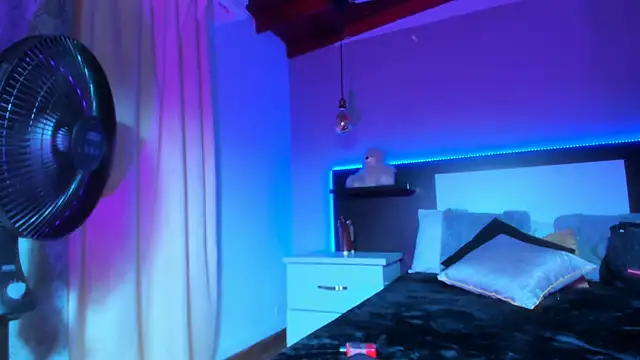 eriikjoness online show from 17, 9, 2025