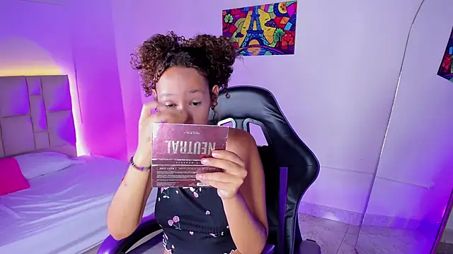 JennyLawrence online show from 8, 10, 2025