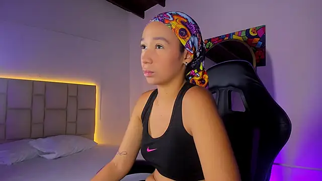 JennyLawrence online show from 9, 11, 2025