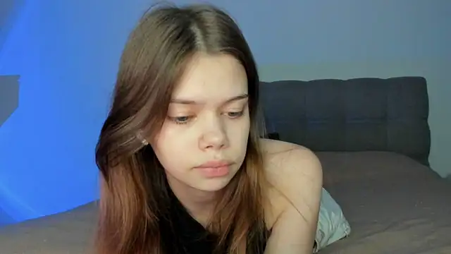 Milimeowww online show from 1, 12, 2025