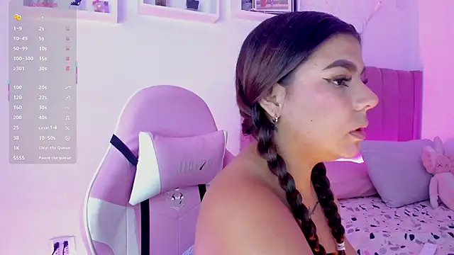 AliceThundeer online show from 24, 9, 2025