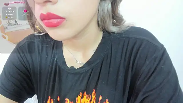 Kenndal tay online show from 4, 10, 2025