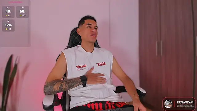 Nickyblazze  online show from 2, 12, 2025