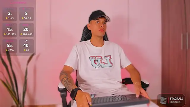 Nickyblazze  online show from 10, 11, 2025