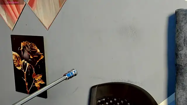 lau-hot online show from 9, 11, 2025