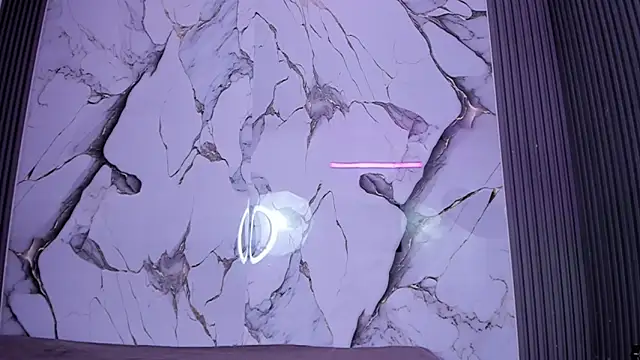 Snapshot of Hillarytonsonx chatting on 13, 11, 2025 Hillarytonsonx online show from 13, 11, 2025