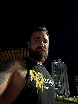 Snapshot of KstnSrg19 chatting on 10, 10, 2025 KstnSrg19 online show from 10, 10, 2025