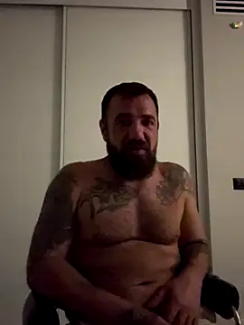 Snapshot of KstnSrg19 chatting on 22, 9, 2025 KstnSrg19 online show from 22, 9, 2025