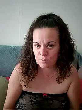 Snapshot of PerleRaree chatting on 12, 6, 2026 PerleRaree online show from 12, 6, 2026