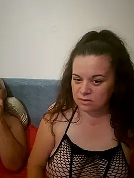 Snapshot of PerleRaree chatting on 24, 6, 2026 PerleRaree online show from 24, 6, 2026