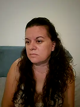 Snapshot of PerleRaree chatting on 28, 6, 2026 PerleRaree online show from 28, 6, 2026