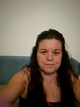 Snapshot of PerleRaree chatting on 27, 6, 2026 PerleRaree online show from 27, 6, 2026