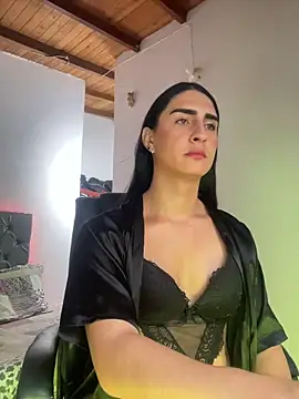 Snapshot of lola_diez chatting on 17, 11, 2025 lola diez online show from 17, 11, 2025