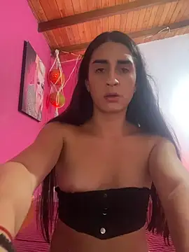 Snapshot of lola_diez chatting on 22, 10, 2025 lola diez online show from 22, 10, 2025