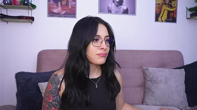 SophiieCumsx online show from 24, 6, 2026