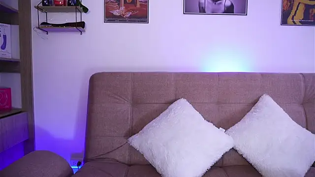 SophiieCumsx online show from 24, 10, 2025