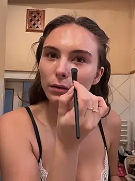 SophiiaStarr online show from 3, 10, 2025