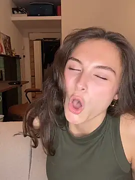 SophiiaStarr online show from 10, 9, 2025