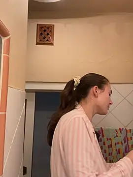 SophiiaStarr online show from 14, 2, 2026