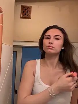 SophiiaStarr online show from 13, 2, 2026