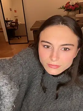 SophiiaStarr online show from 27, 11, 2025