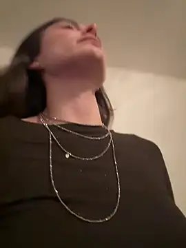 SophiiaStarr online show from 7, 3, 2026