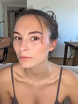 SophiiaStarr online show from 11, 9, 2025