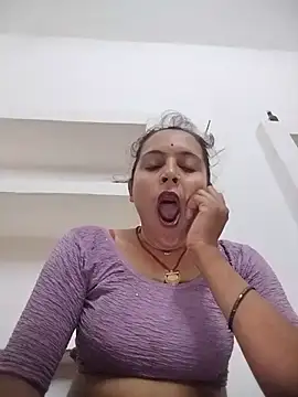 Snapshot of Sonam_shinde chatting on 10, 6, 2026 Sonam shinde online show from 10, 6, 2026