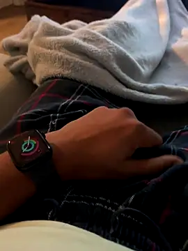 Snapshot of Hiuwee chatting on 14, 9, 2025 Hiuwee online show from 14, 9, 2025