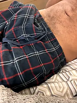 Snapshot of Hiuwee chatting on 26, 11, 2025 Hiuwee online show from 26, 11, 2025