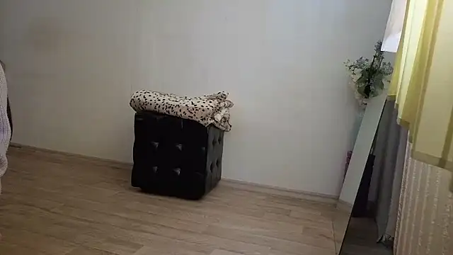 Snapshot of IsabellaHammer chatting on 9, 1, 2026 IsabellaHammer online show from 9, 1, 2026