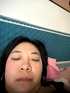 Snapshot of smgirls chatting on 28, 11, 2025 smgirls online show from 28, 11, 2025