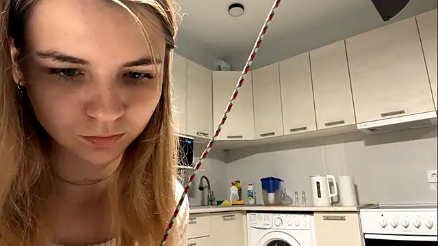 Denni Spilber online show from 11, 10, 2025