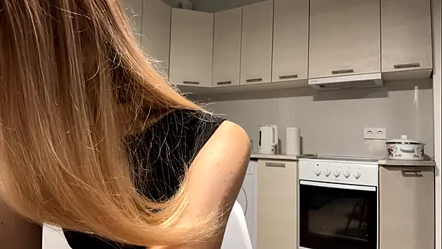 Denni Spilber online show from 9, 10, 2025