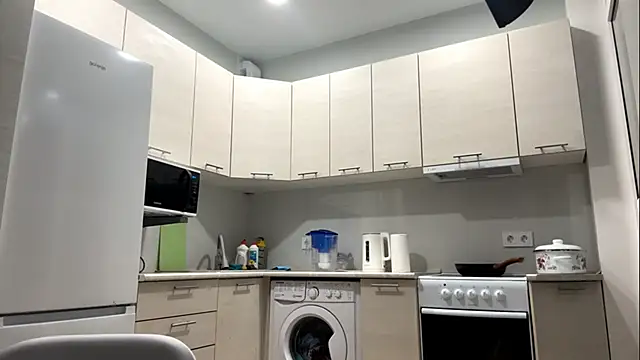 Denni Spilber online show from 13, 10, 2025