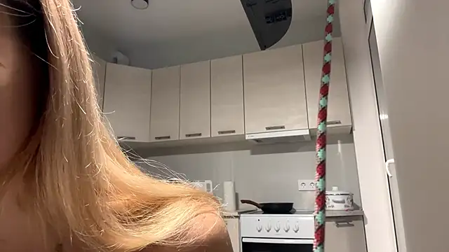 Denni Spilber online show from 23, 10, 2025