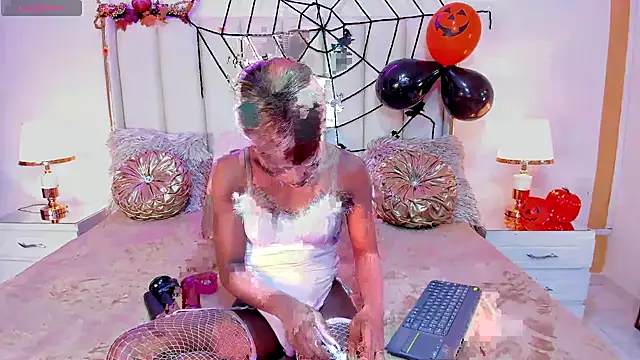 MadissonBonny  online show from 29, 10, 2025