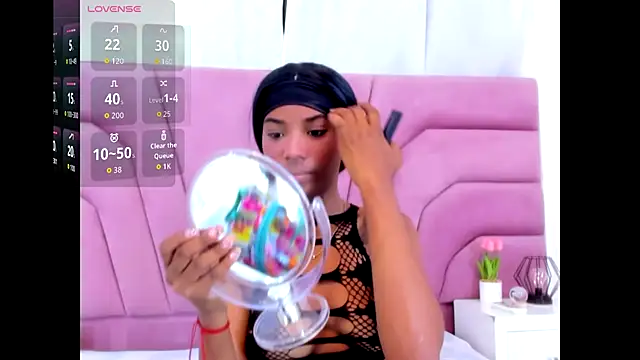 MarianRosse online show from 4, 11, 2025