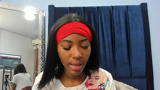 MarianRosse online show from 7, 2, 2026