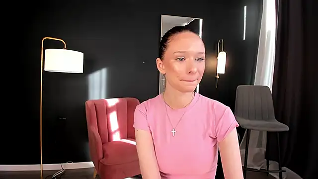 Snapshot of daily_glam chatting on 30, 9, 2025 daily glam online show from 30, 9, 2025